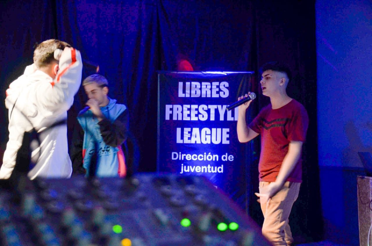 Competencia de Freestyle para concientizar sobre la violencia de género