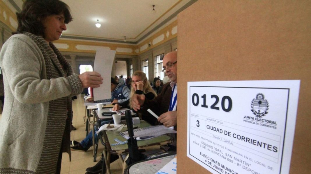 Corrientes vota gobernador el 31 de agosto: Valdés firmó el decreto