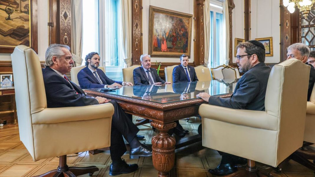 El Presidente se comprometió a redoblar acciones para liberar a los rehenes argentinos en la Franja de Gaza