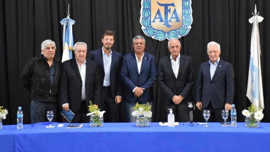La comisión directiva de la Asociación de Fútbol Argentino. 
