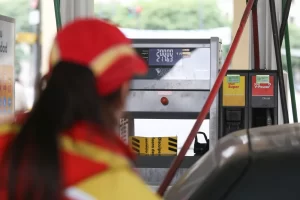 Los combustibles volvieron a subir: cuánto cuesta cargar nafta en el NEA