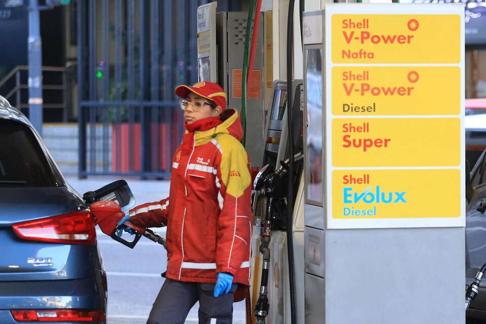 Este lunes aumentaron los combustibles cuáles son los nuevos precios en el NEA