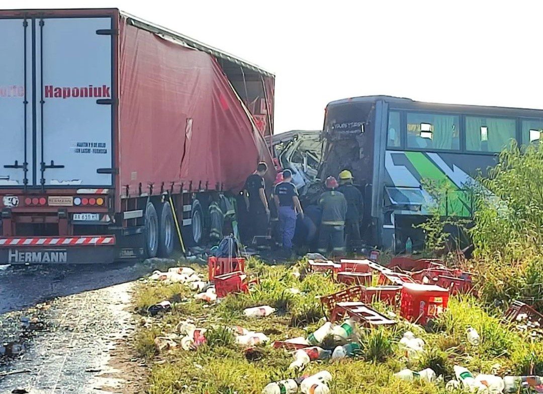 El accidente del viernes evidencia la saturación del puente, clave para tránsito urbano, transporte de carga y conectividad regional.