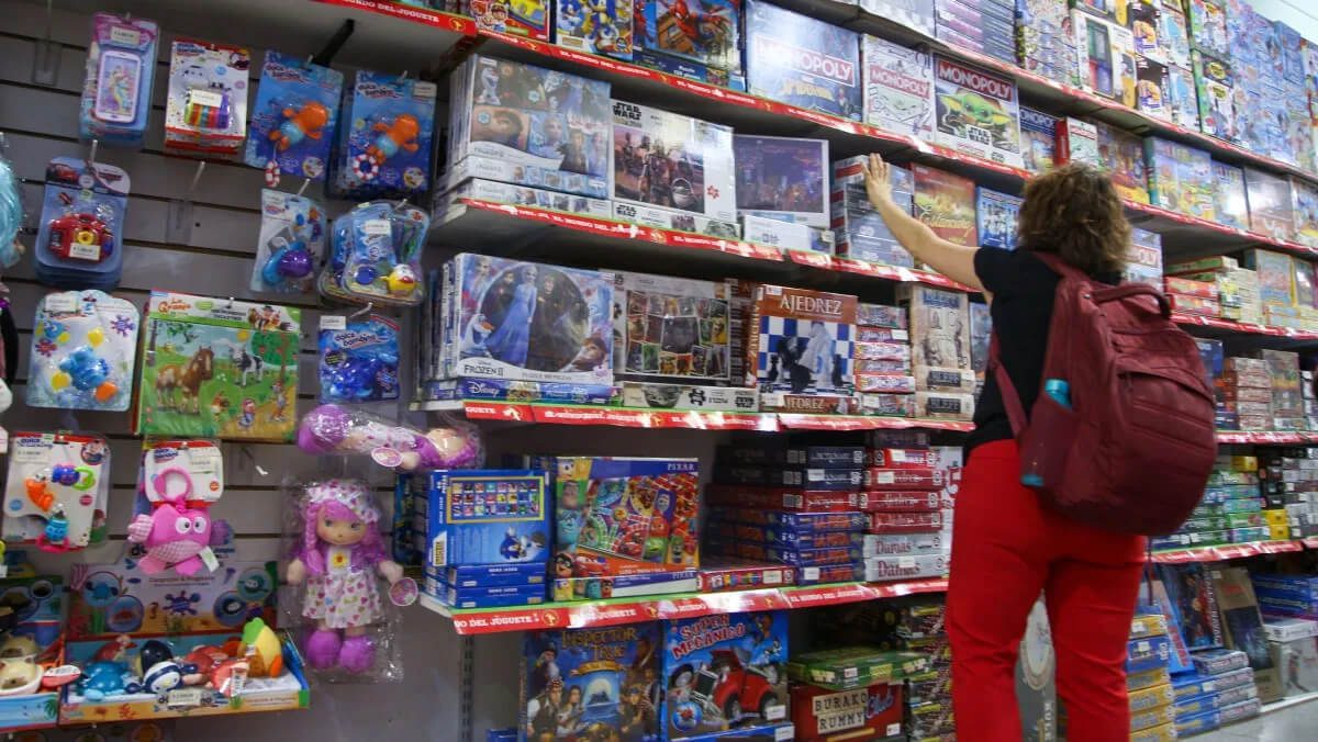 Reyes Magos 2025 ¿Cuánto gastarán las familias en regalos este año
