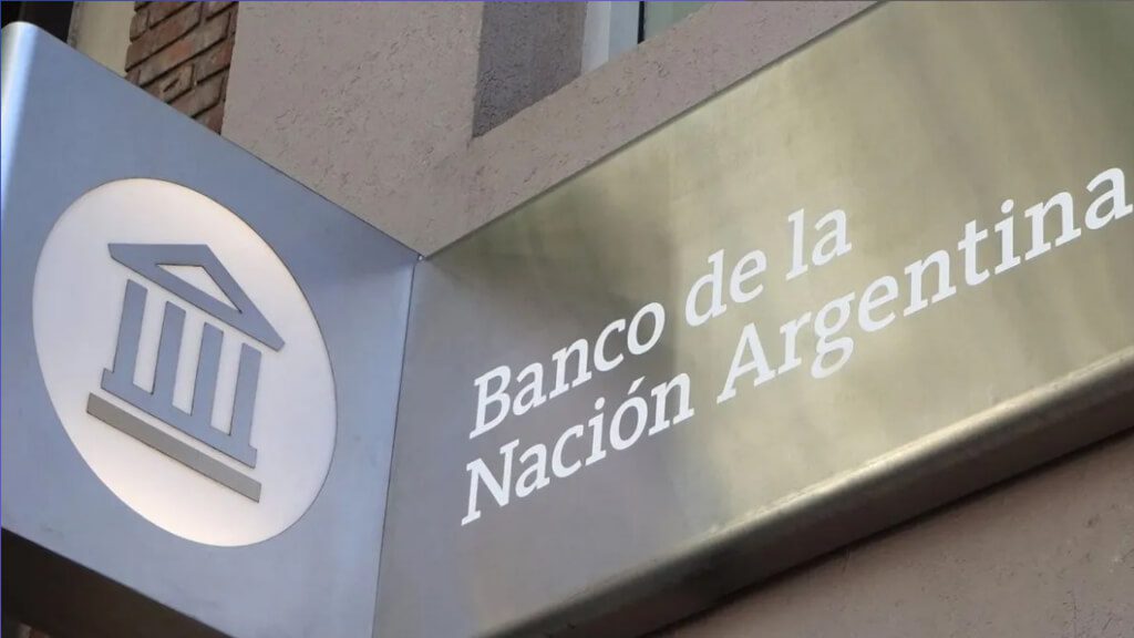 Gremios advierten que el cierre afecta a zonas rurales y podría generar retiro masivo de ahorros por desconfianza.
