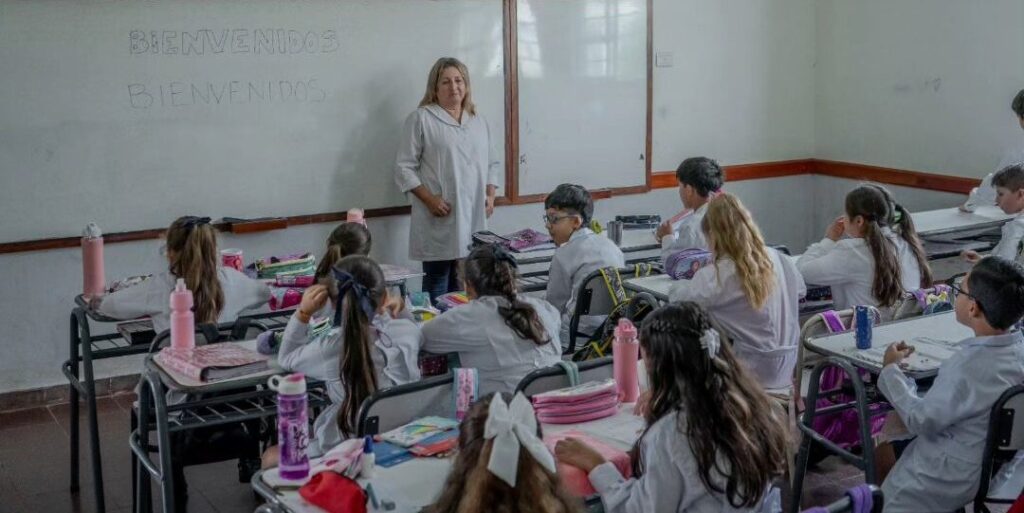 Este sábado se pagará el Fondo Provincial de Incentivo Docente en Misiones