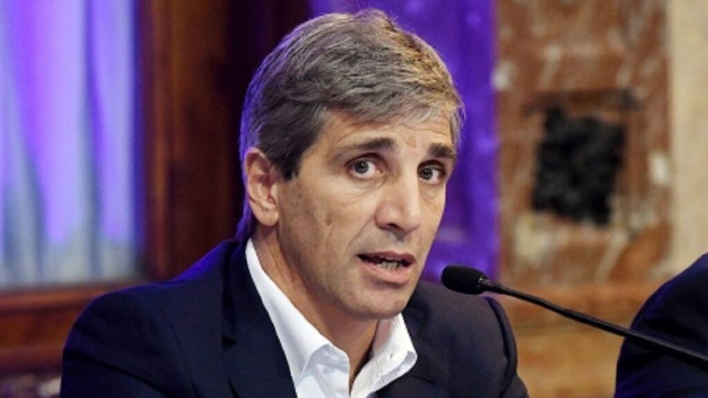 Tres altos funcionarios de Economía renunciaron a sus cargos en áreas productivas