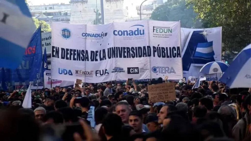 Paro universitario