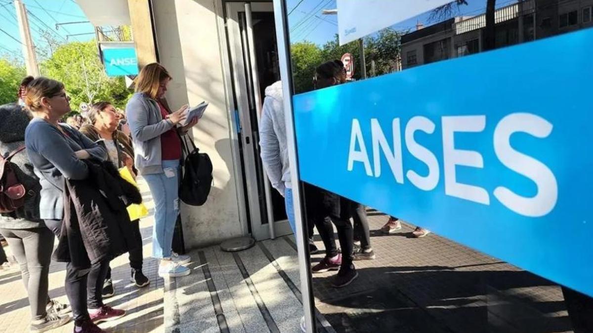 Mañana comienza el pago del Desempleo Plan 1 consultá el cronograma de ANSES