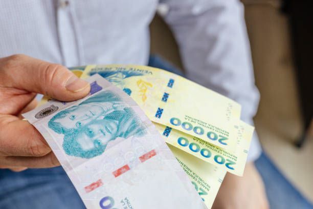 En mayo, las provincias sufrieron una caída del 23,3% real en los envíos nacionales, según una consultora privada.