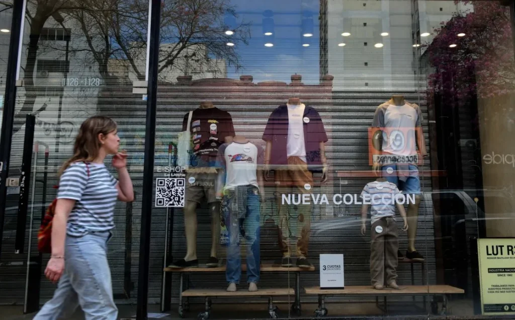 Comercios de Misiones piden reducir salarios y horas por la caída de ventas