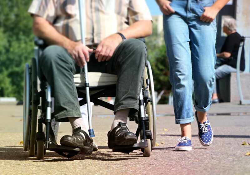 La Justicia ordenó restituir las pensiones tras considerar arbitraria la suspensión preventiva aplicada por el Gobierno nacional.