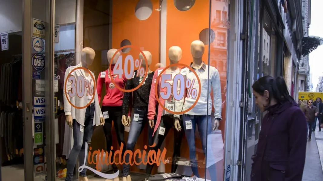 Las ventas minoristas pyme bajaron 2,6% interanual en agosto