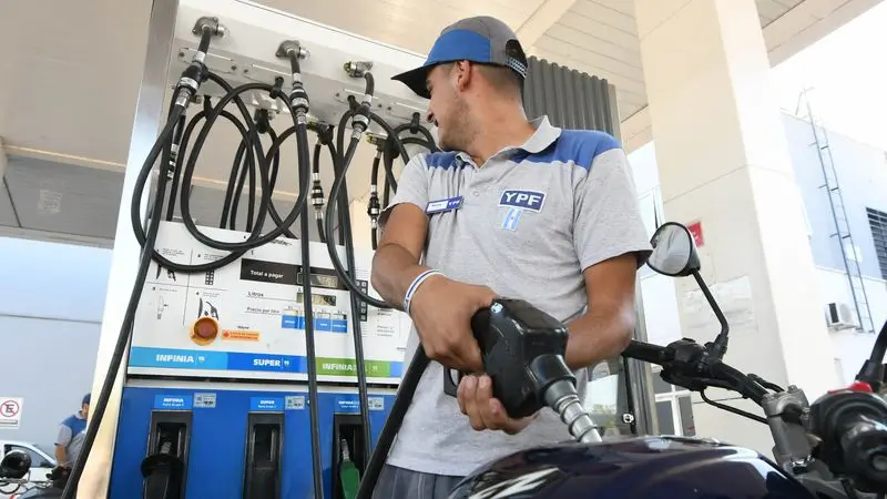 Aumento combustibles 56