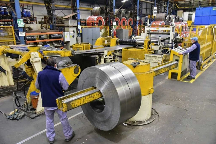 El Gobierno nacional eliminó temporalmente las retenciones a las exportaciones de acero, aluminio y derivados