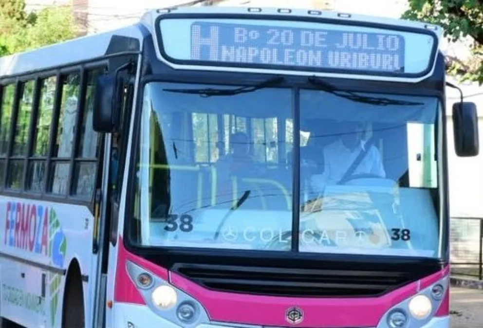 El servicio funcionará con entre 3 y 4 unidades por línea durante Jueves y Viernes Santo.
