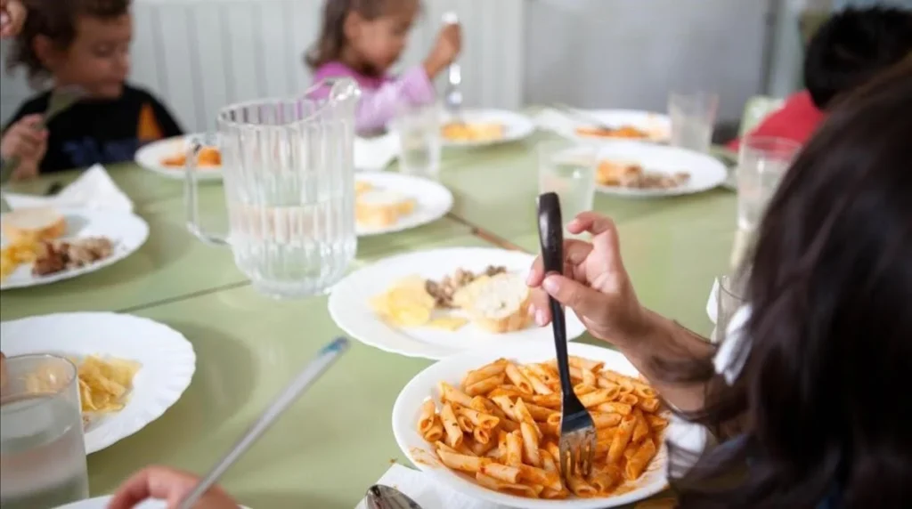 Por falta de pagos del gobierno, una escuela de Resistencia deja de dar almuerzo a 500 alumnos