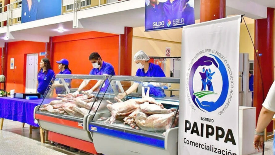Veterinarios realizan controles sanitarios y relevamiento de producción para garantizar calidad y traslado seguro del chivito formoseño a la ciudad.