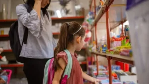 La canasta de crianza volvió a subir criar a un niño de 6 a 12 años ya cuesta $557.173