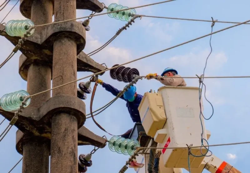 La distribuidora formoseña rechaza la propuesta nacional de cortes rotativos para evitar una crisis por sobredemanda.