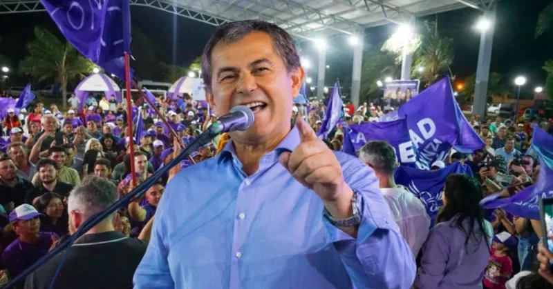 Atilio Basualdo presentó su renuncia a su cargo de Intendente de Las Lomitas.