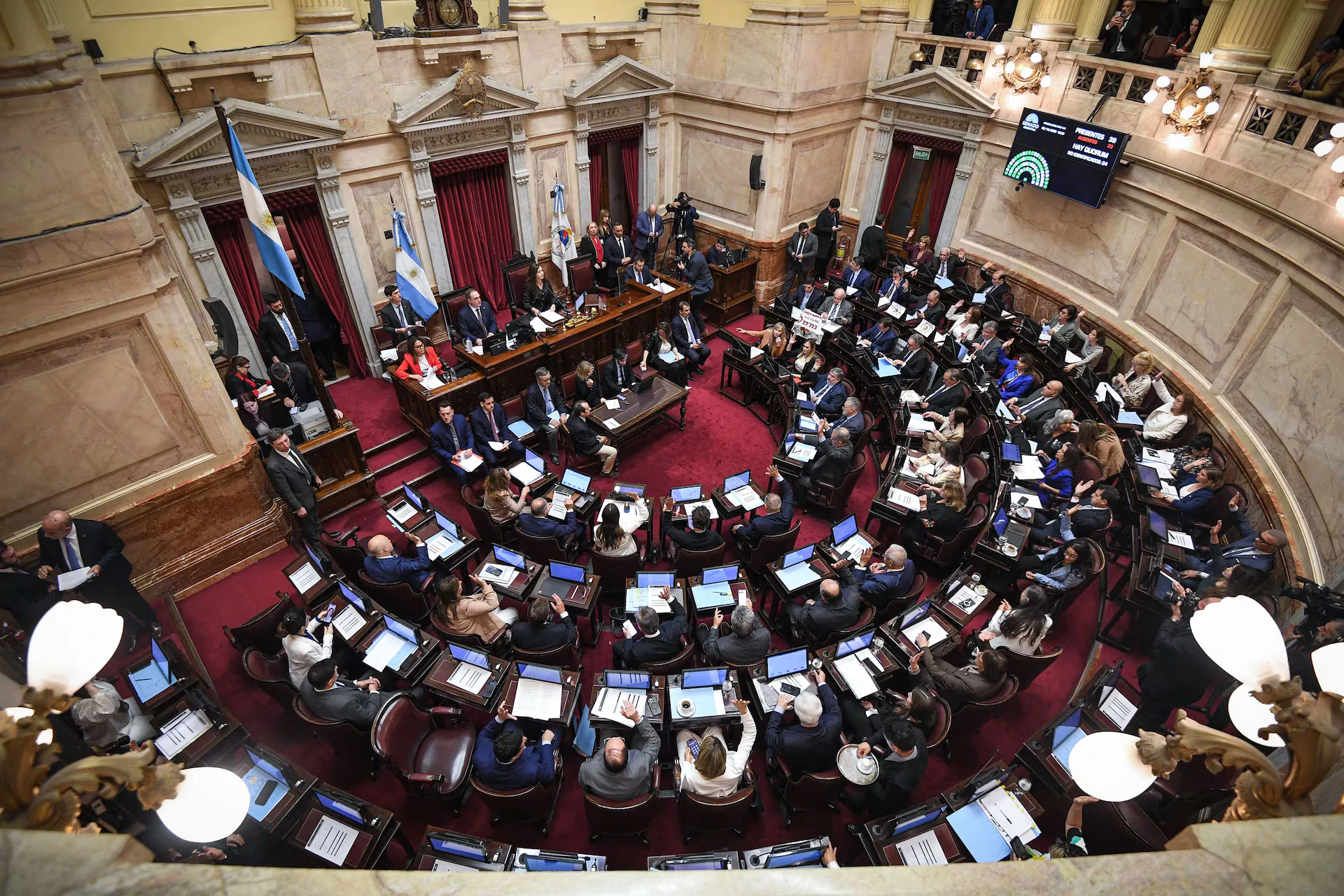 El Gobierno apura el Presupuesto 2026 para habilitar el canje de deuda