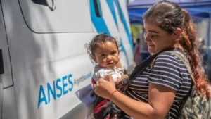 ANSES anunció la extensión del plazo para presentar la Libreta de la Asignación Universal por Hijo (AUH) correspondiente a 2025.