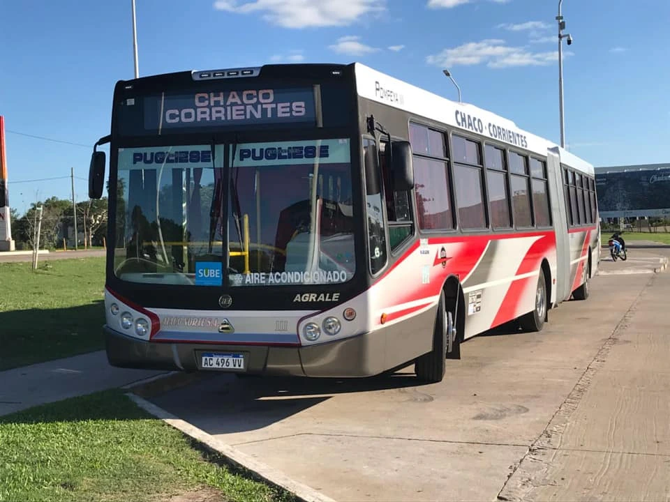 Modificaron el horario de los colectivos Chaco-Corrientes por el receso de verano 2
