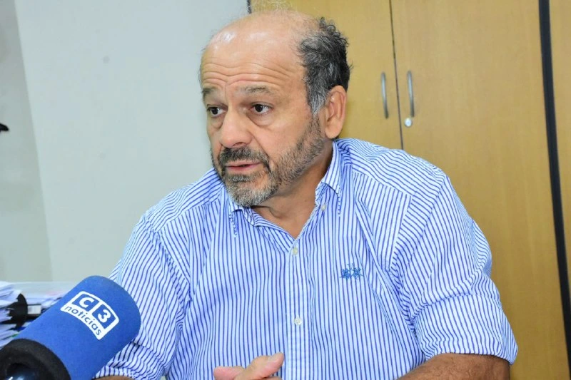 El subsecretario marcó diferencias entre Formosa y Nación en materia salarial, recaudación y proyección económica.