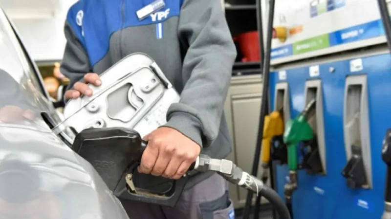 El sector del transporte es el principal aportante al impuesto, ya que concentra el mayor consumo de gasoil del país.