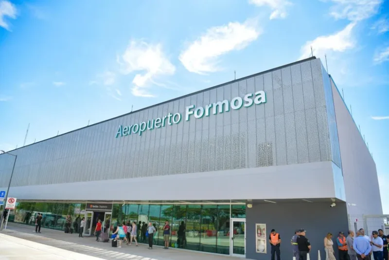 La nueva terminal posiciona a Formosa con un aeropuerto de características internacionales, con capacidad de adaptarse al crecimiento de la demanda aérea.