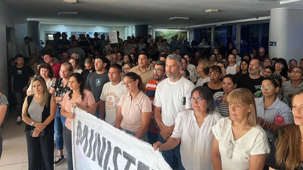Desde enero que los trabajadores de Producción encabezan reclamos multitudinarios para defender su sueldo.