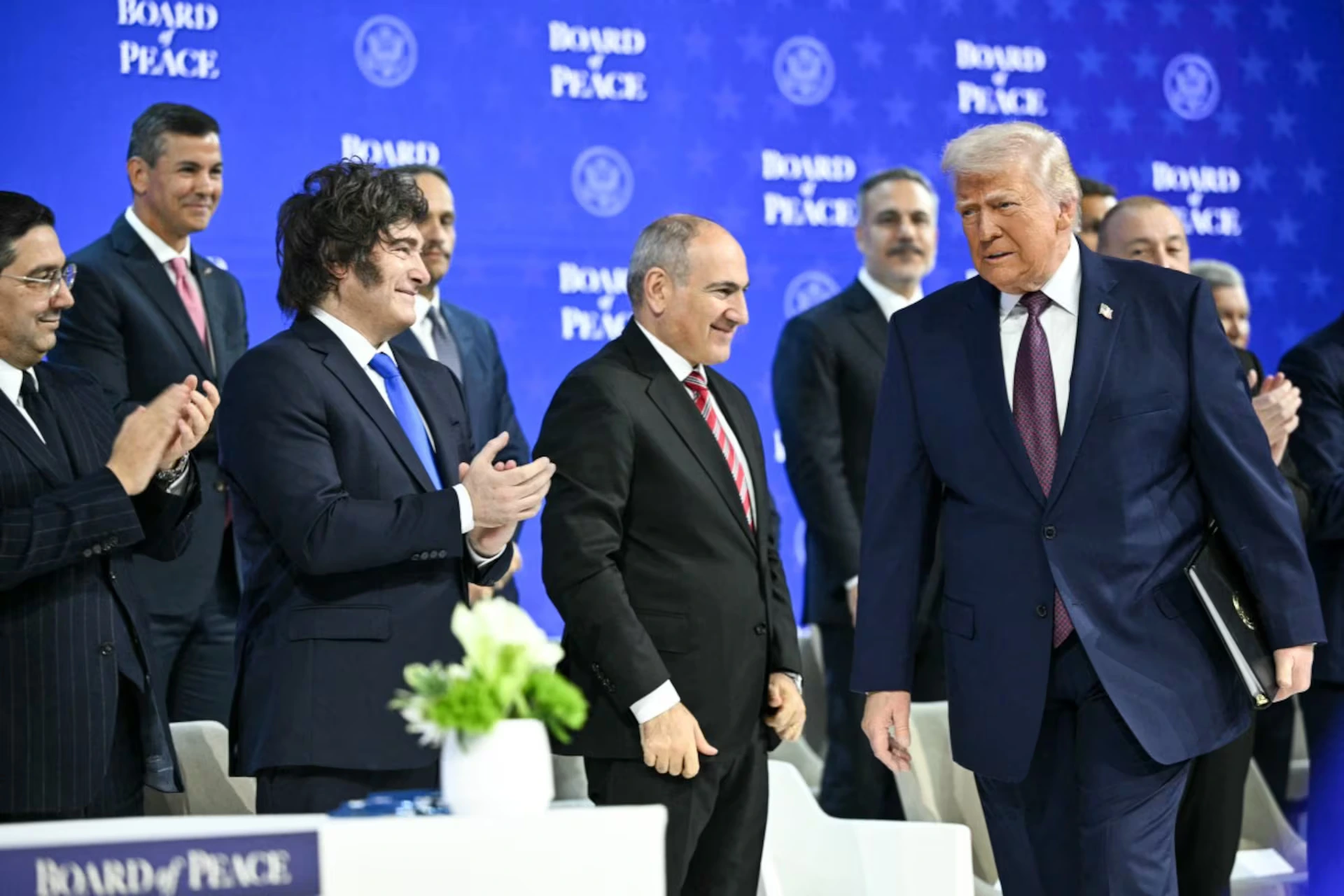 Donald Trump lanzó su Consejo de la Paz con Milei en el escenario