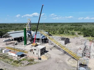 Con una inversión total de 65 millones de dólares, la planta Fermosa Biosiderúrgica promete crear puestos de trabajo directos e indirectos y consolidarse como una de las principales apuestas industriales de la provincia. Foto: Ministerio de Economía, Hacienda y Finanzas de Formosa.