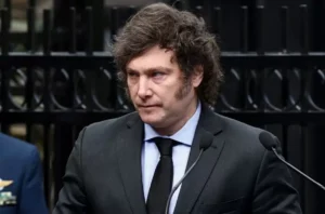 El DNU de Milei habilita la recolección y uso de información sin límites claros, ampliando el margen para la arbitrariedad.