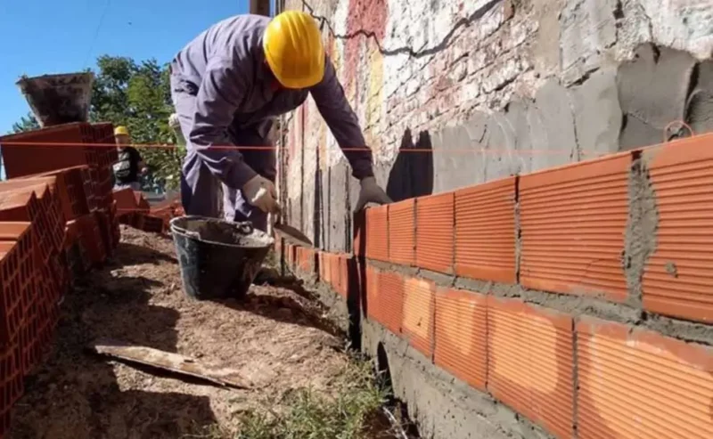 Según el Índice Construya, la venta de insumos para la construcción cayó un 11,6% en enero en la medición mensual desestacionalizada. Foto: Somos Jujuy.