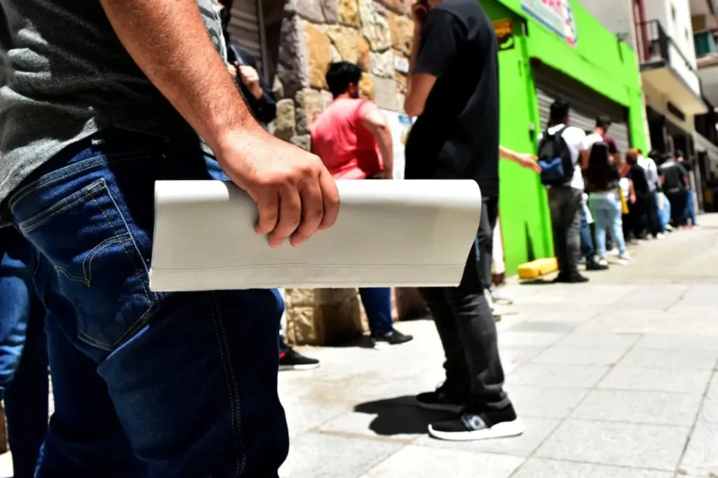 Corrientes perdió 0,7% de empleo privado en noviembre respecto de octubre.
