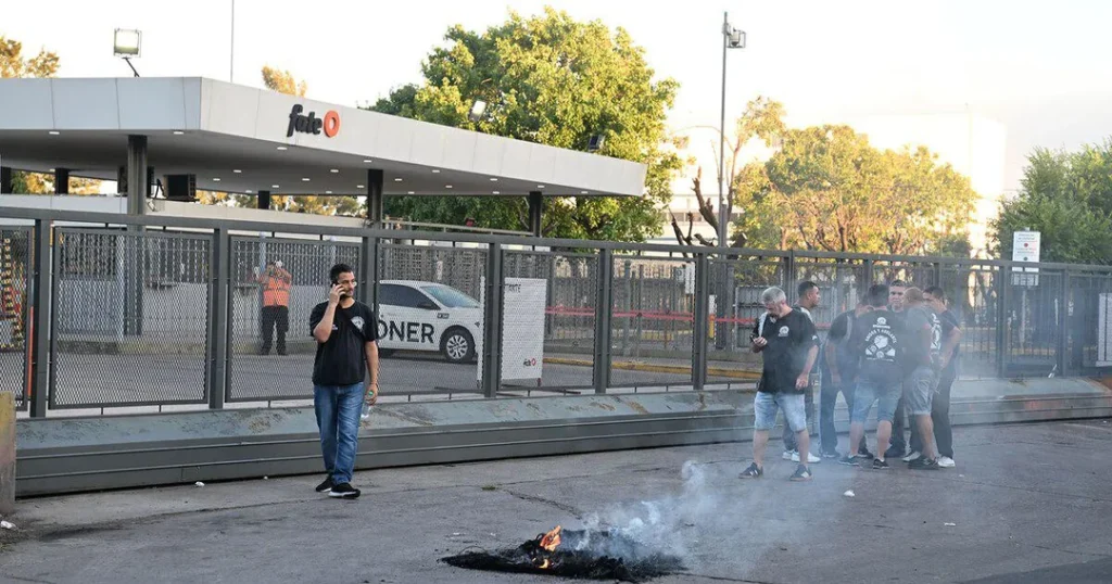 El anuncio se produce en pleno debate por la reforma laboral que impulsa el Gobierno nacional.
