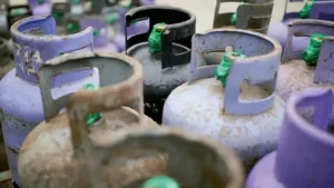 Según un relevamiento realizado por la Defensoría del Pueblo de la provincia, los valores de las garrafas registraron incrementos que oscilan entre el 16,9% y el 20%. Foto: CEDOC.