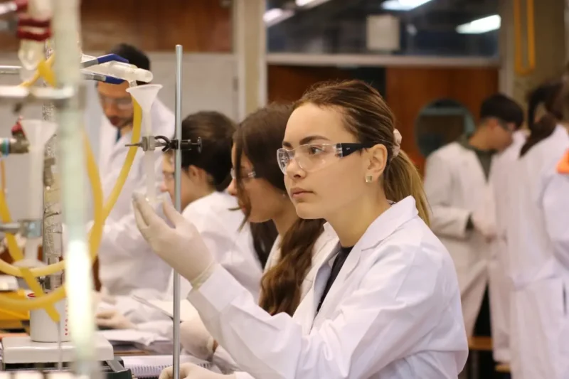 El 11 de febrero se conmemora el Día Internacional de la Mujer y la Niña en la Ciencia. Foto: UNC.
