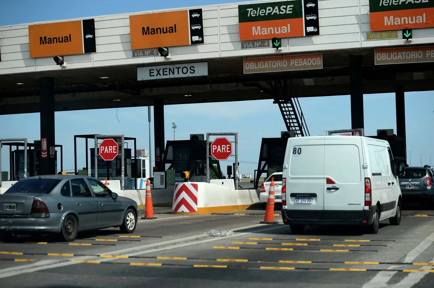 Las cabinas se habilitarán tras obras iniciales y funcionarán con sistema automático o modalidad free flow.