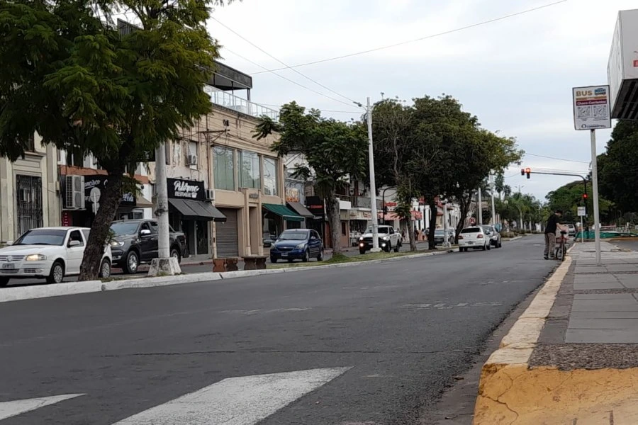 Empresas suspendieron el servicio de forma sorpresiva y dejaron a usuarios sin transporte nocturno.
