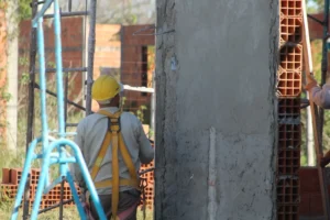 Corrientes quedó entre las provincias con peores salarios de la construcción mientras Formosa lidera en el NEA