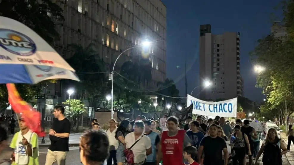 Conflicto docente en Chaco movilización contra la reforma de las licencias gremiales en la previa de la marcha de mañana
