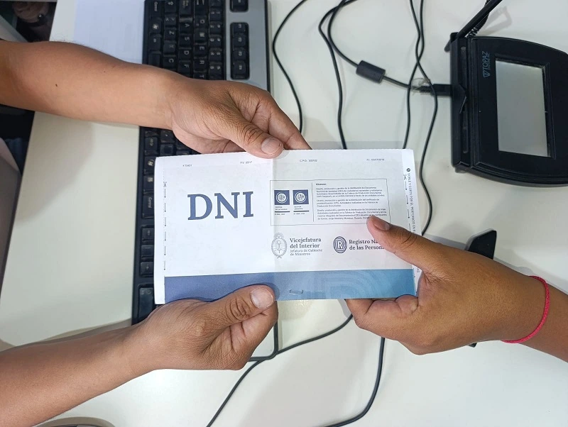 Defensorías del Pueblo reclaman al RENAPER soluciones por demoras en la entrega de DNI y pasaportes 2