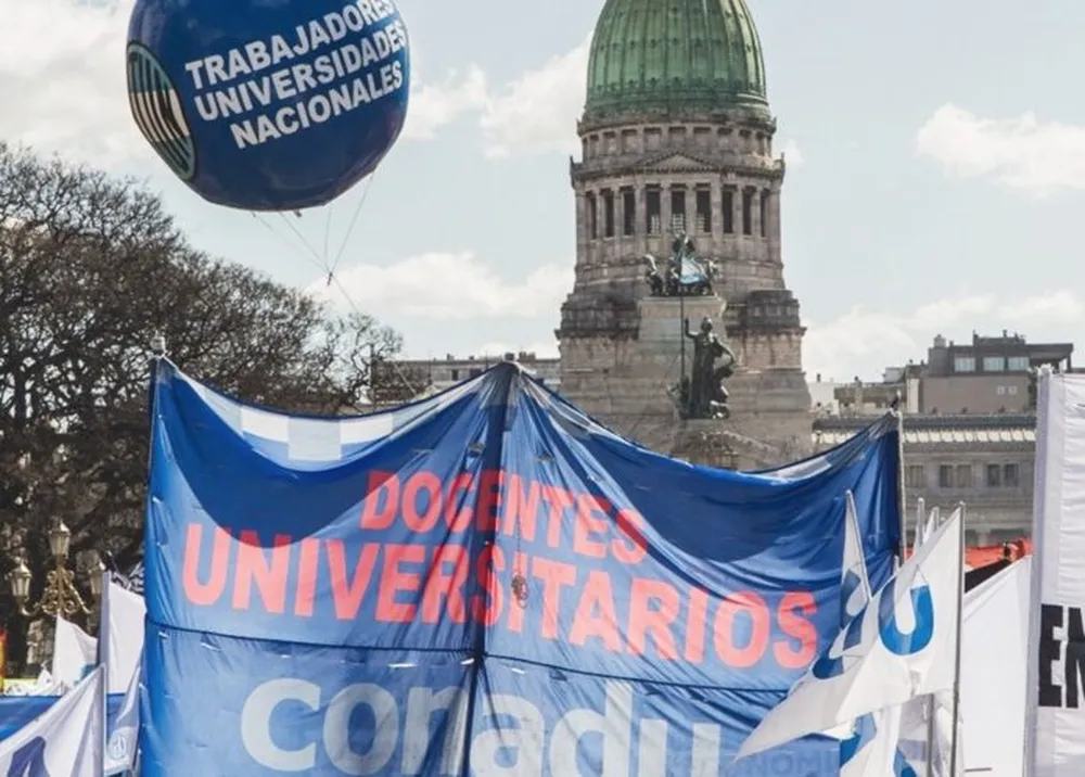 Docentes universitarios anunciaron una nueva semana de paros en todo el país