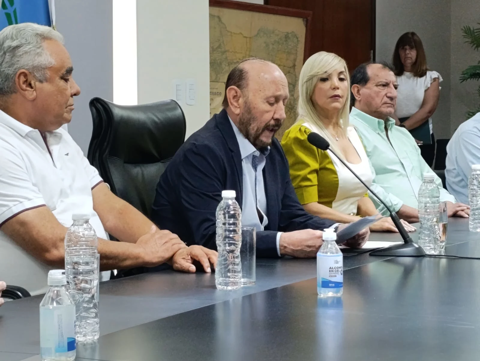 Gildo Insfrán aumento salarial marzo y abril 2026