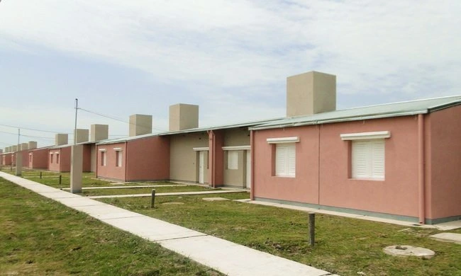 El IPV informó avances en obras y defendió el sistema de adjudicación mediante sorteo público.