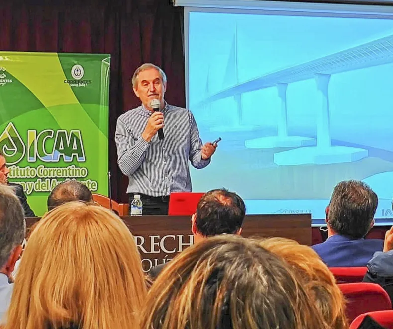 La audiencia pública se desarrolló ayer en el salón auditorio de la Facultad de Derecho de la UNNE.
