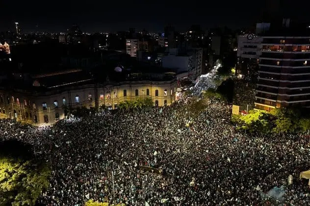 Festejos en Patio Olmos por Belgrano campeón del Apertura 2026. Foto: La Voz
